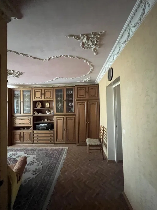 продажа трехкомнатной квартиры номер A-173858 в Киевском районе, фото номер 10